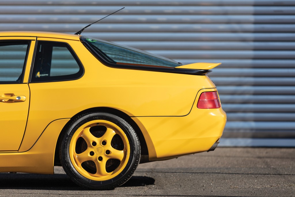 Porsche 968 photo 30