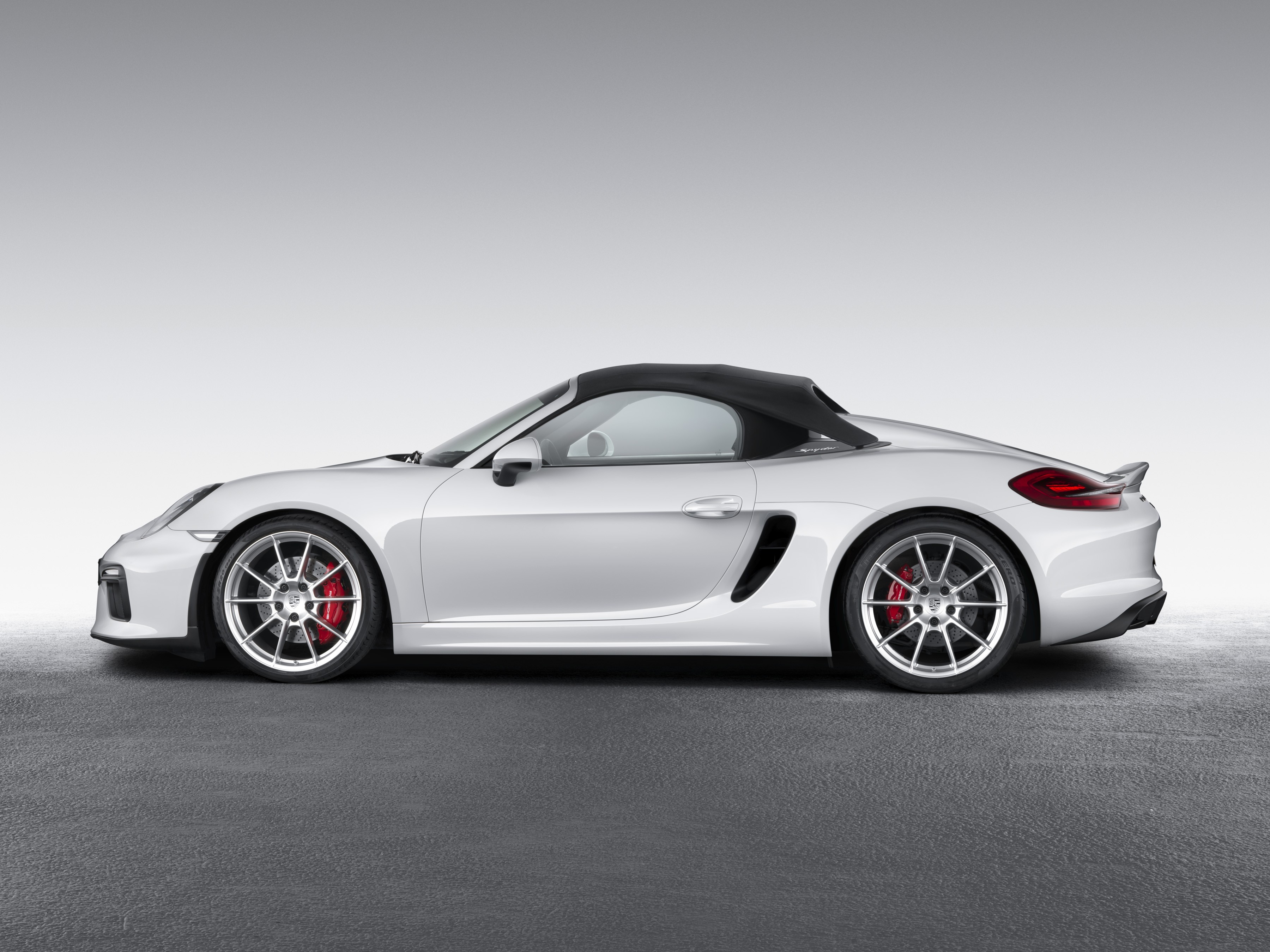 Porsche Boxster Spyder photo 9