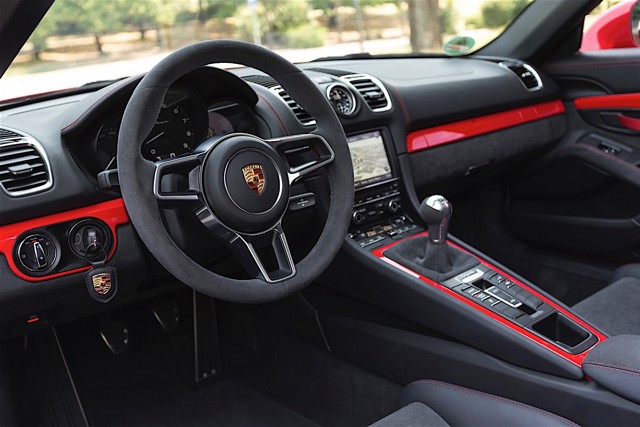 Porsche Boxster Spyder photo 40