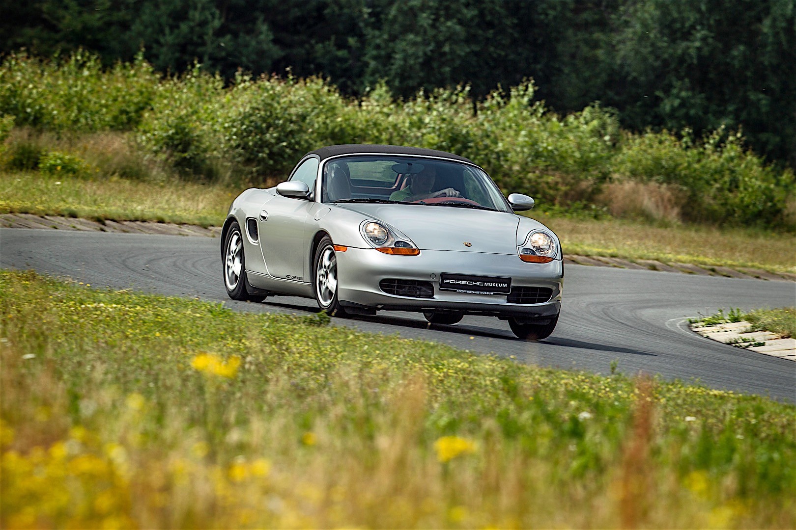Porsche Boxster photo 25