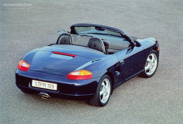 Porsche Boxster photo 3
