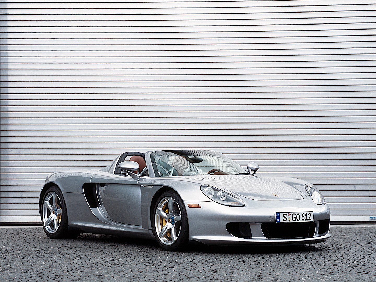 Porsche Carrera Gt photo 13