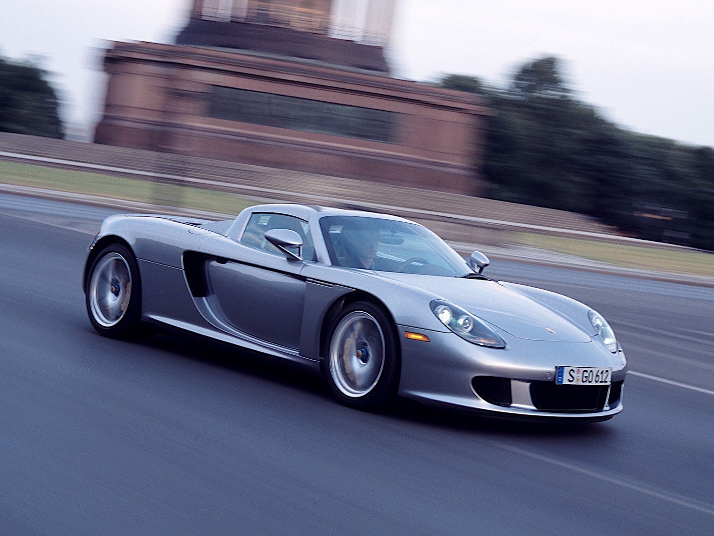 Porsche Carrera Gt photo 23
