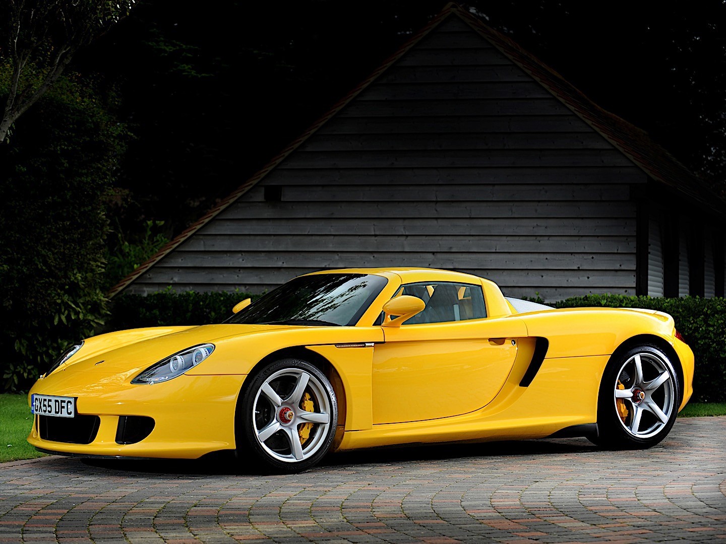 Porsche Carrera Gt photo 35