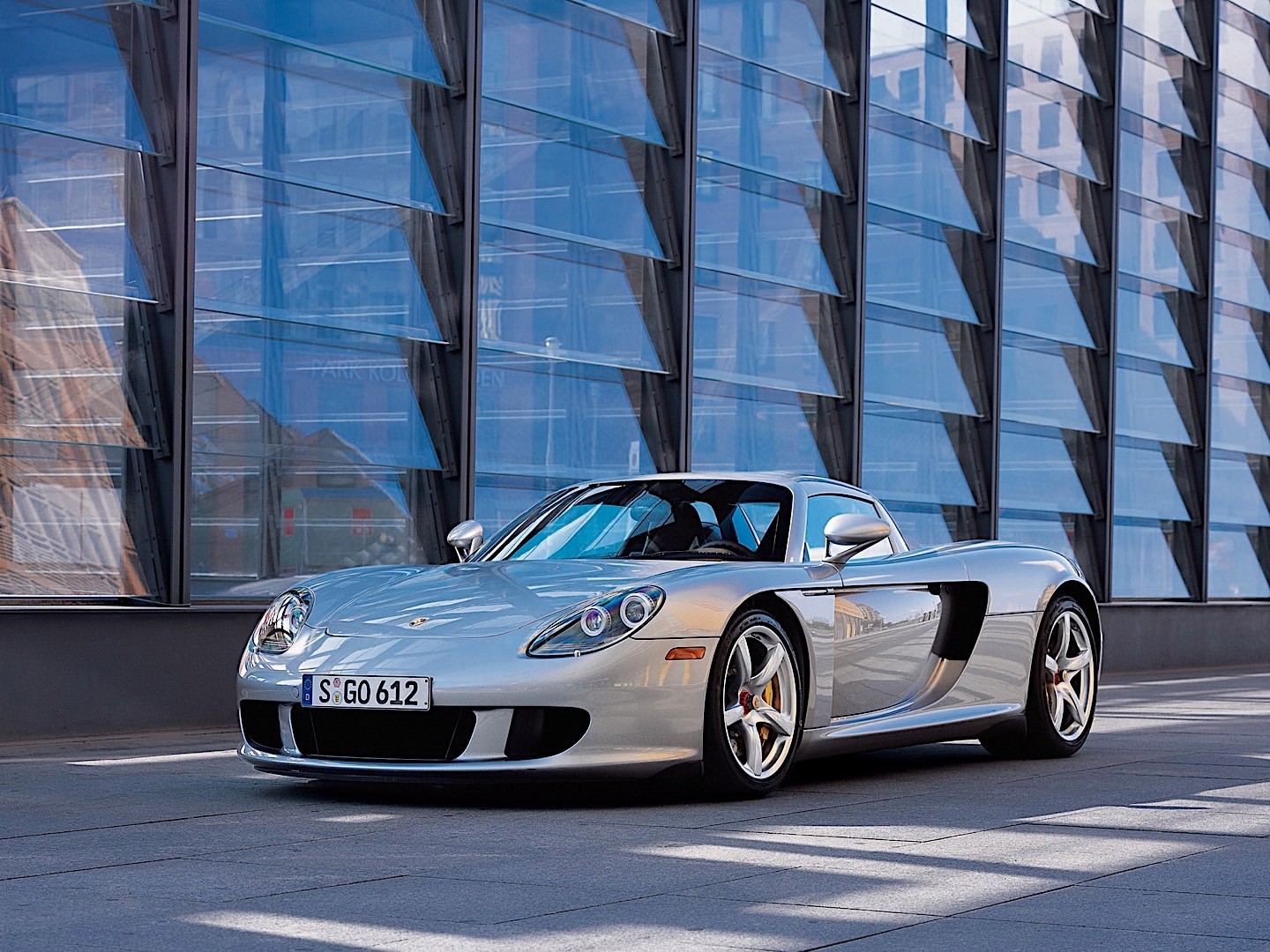 Porsche Carrera Gt photo 47