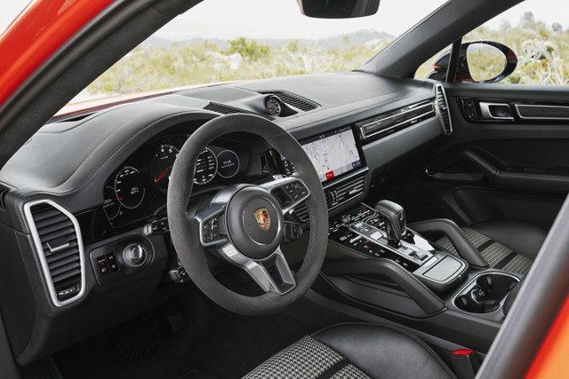 Porsche Cayenne Coupe photo 49