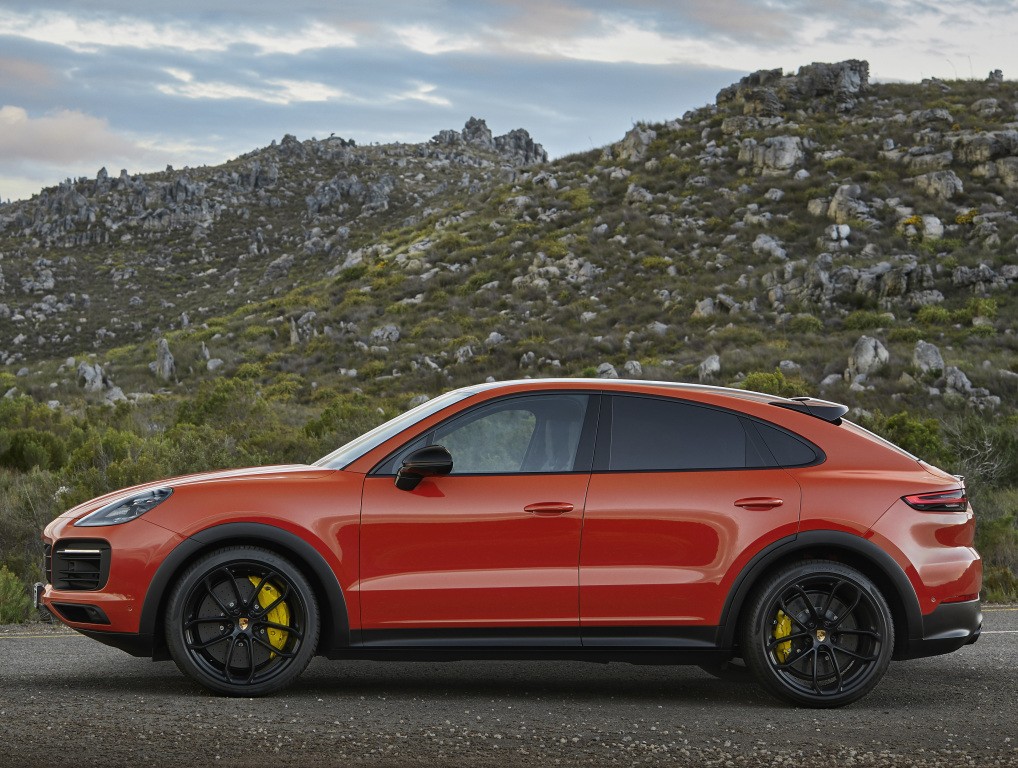 Porsche Cayenne Coupe photo 7