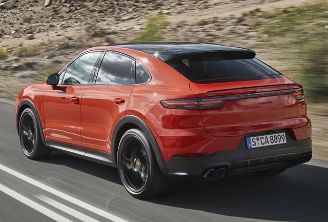 Porsche Cayenne Coupe photo 13