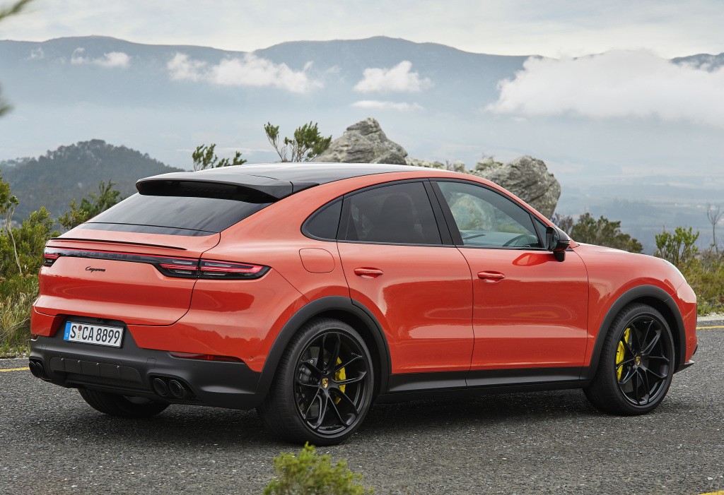 Porsche Cayenne Coupe photo 16