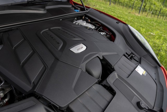Porsche Cayenne Coupe photo 55