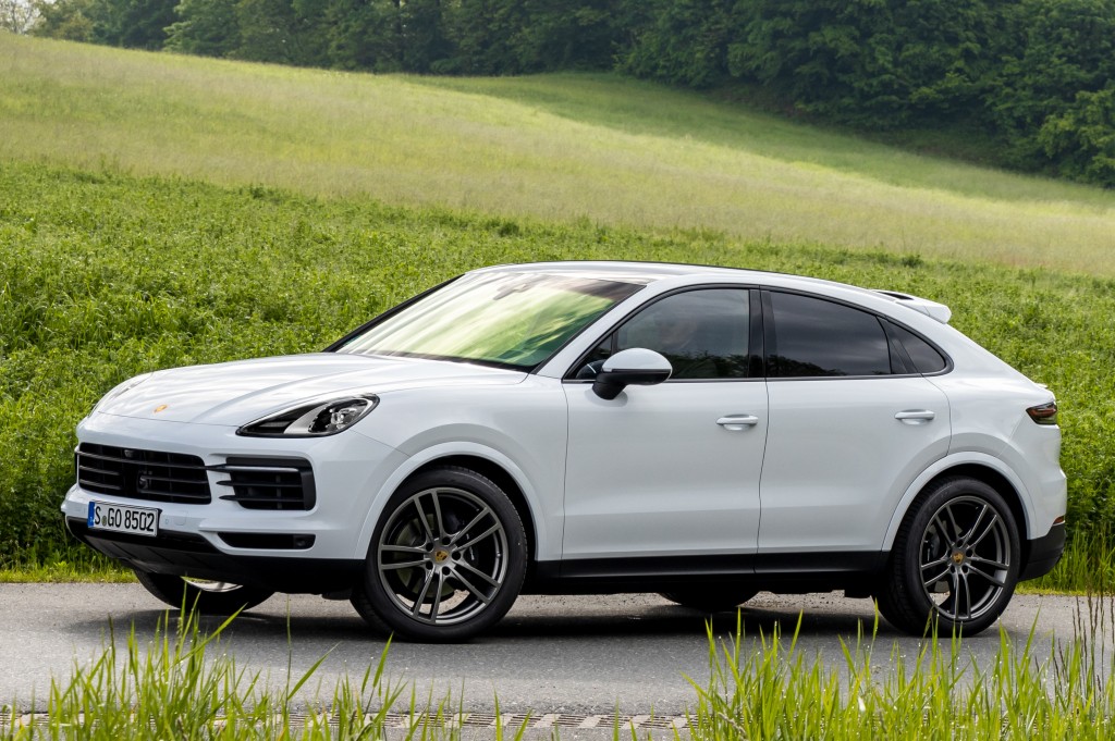 Porsche Cayenne Coupe photo 24
