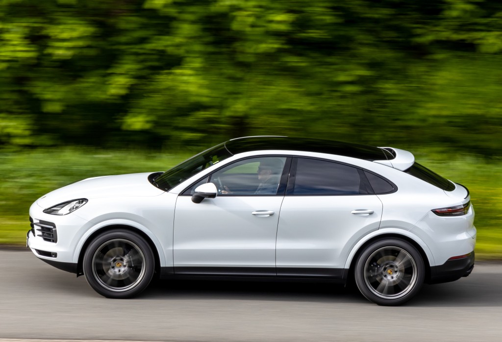 Porsche Cayenne Coupe photo 25