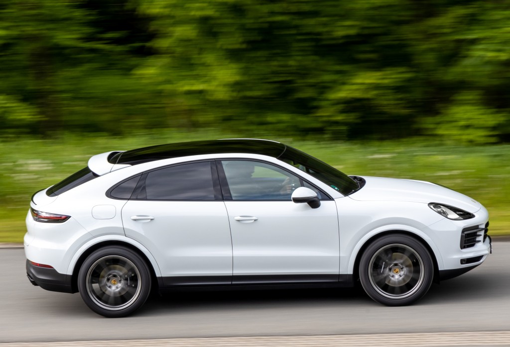 Porsche Cayenne Coupe photo 26