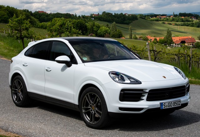 Porsche Cayenne Coupe photo 34