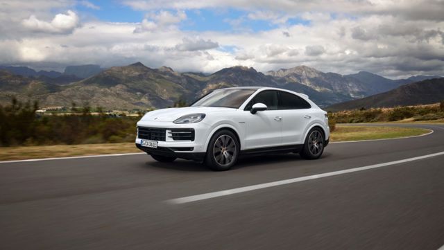 Porsche Cayenne Coupe photo 2