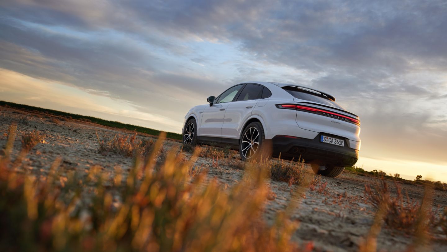 Porsche Cayenne Coupe photo 5