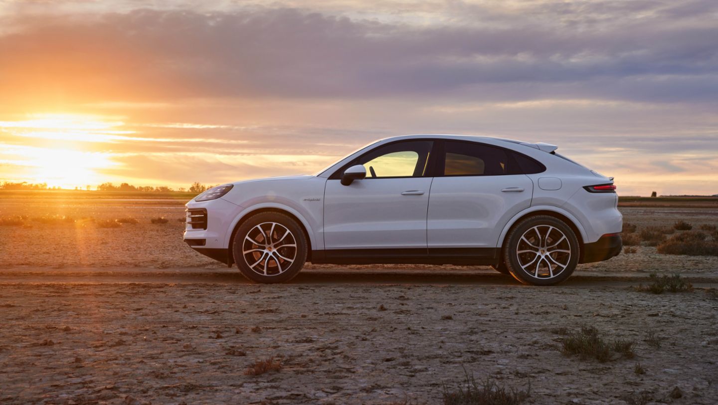 Porsche Cayenne Coupe photo 6