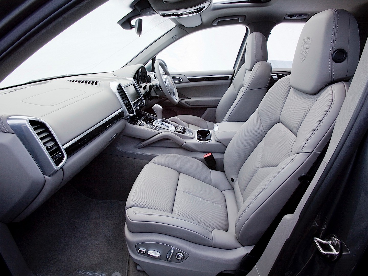 Porsche Cayenne Diesel photo 45