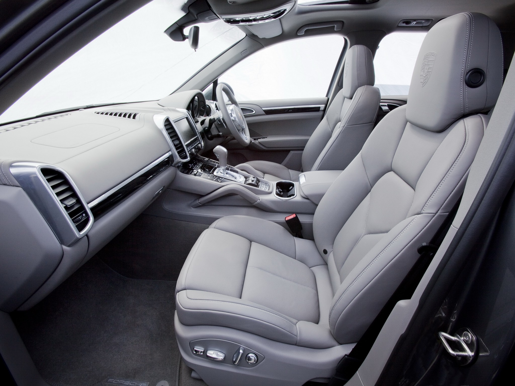 Porsche Cayenne Diesel photo 18