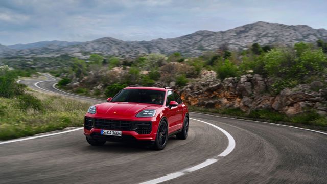 Porsche Cayenne Gts photo 26