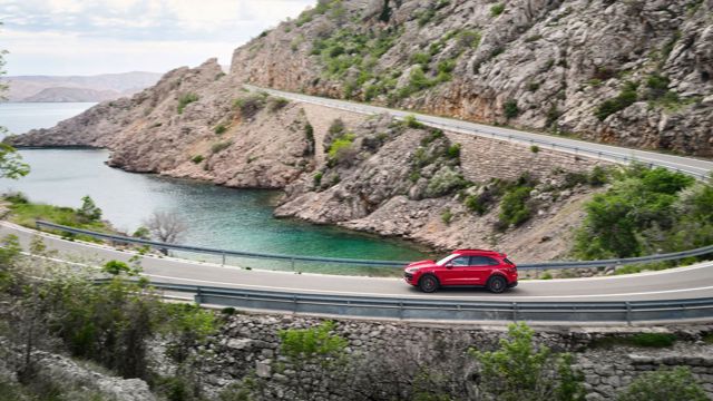 Porsche Cayenne Gts photo 7