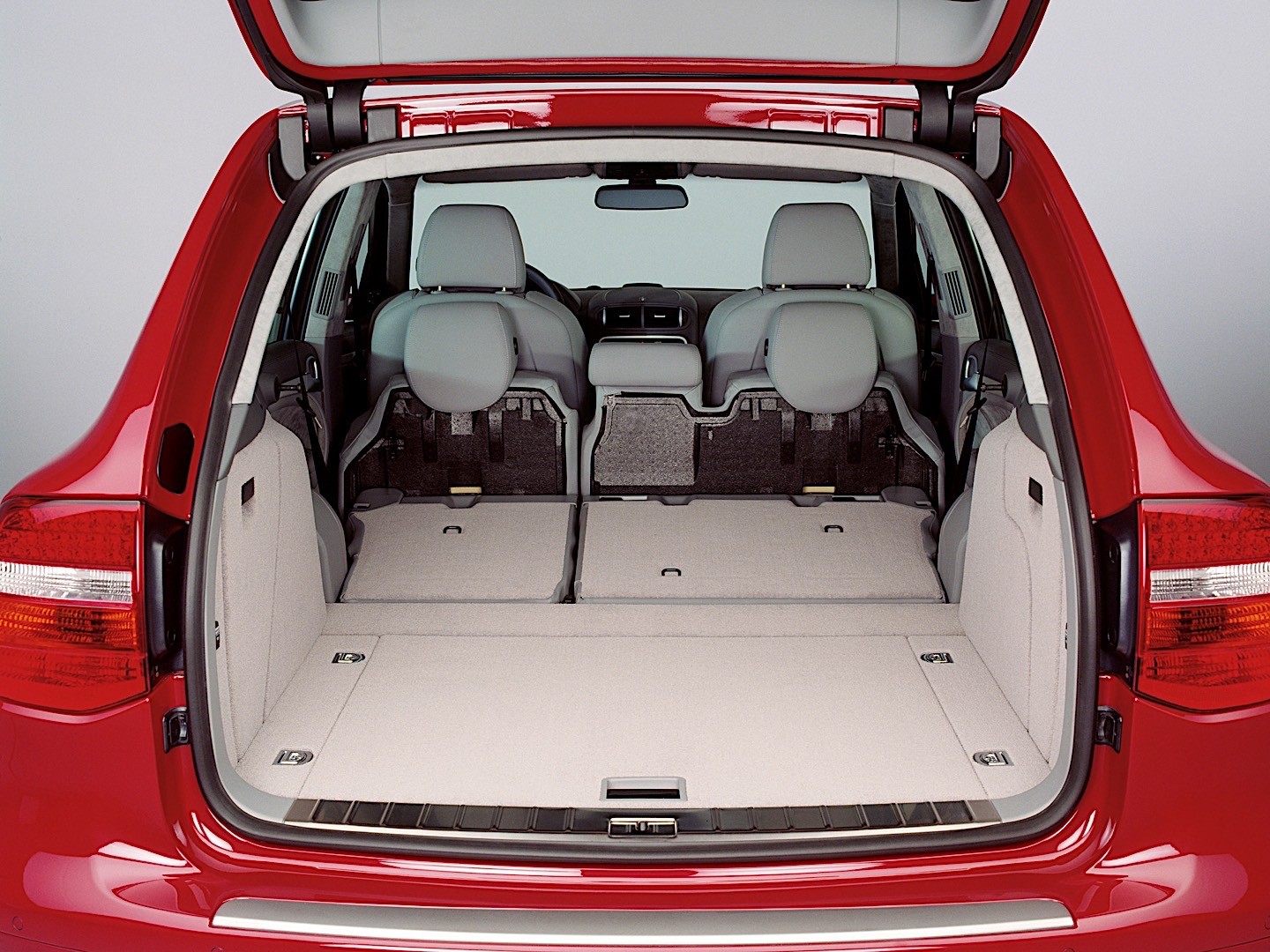 Porsche Cayenne Gts photo 45