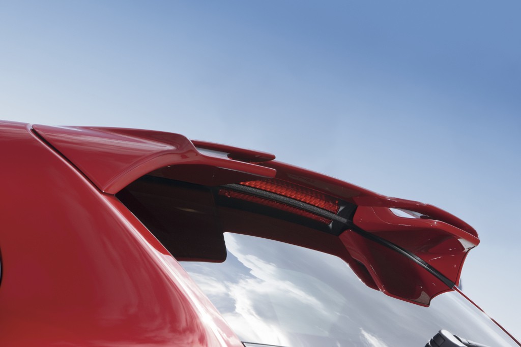 Porsche Cayenne Gts photo 39