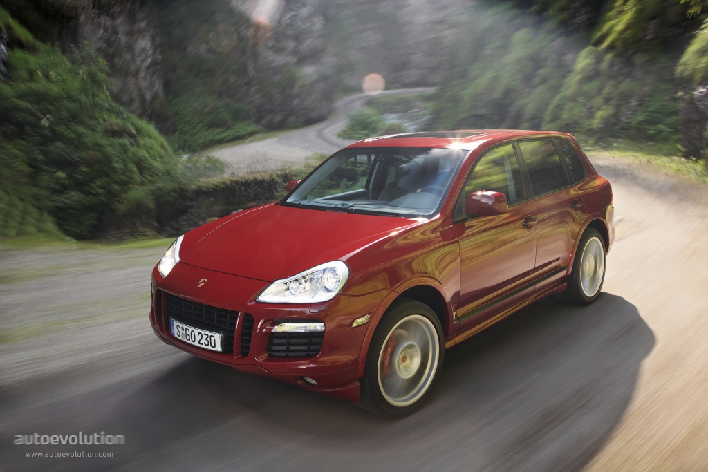 Porsche Cayenne Gts photo 11