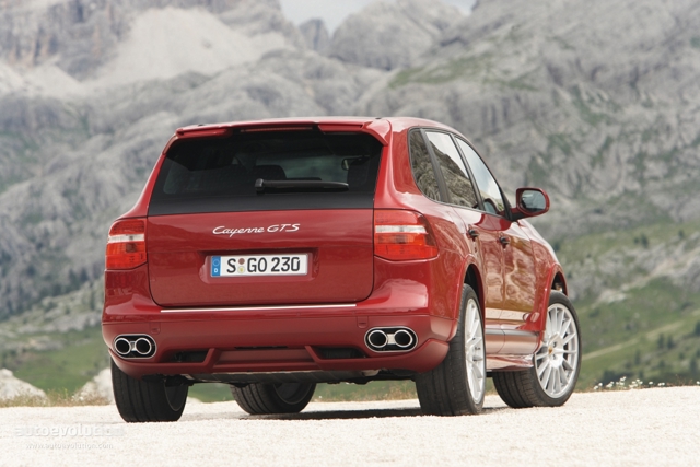 Porsche Cayenne Gts foto 2