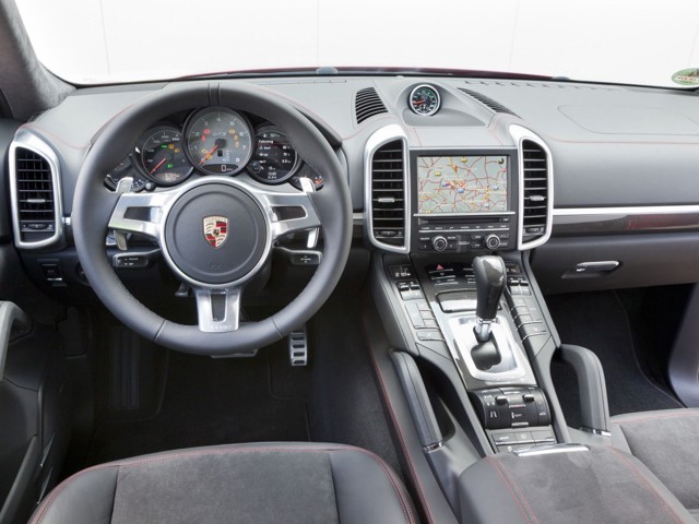Porsche Cayenne Gts photo 43