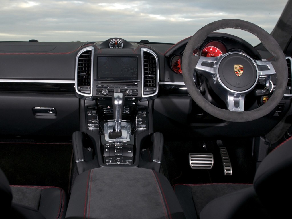 Porsche Cayenne Gts photo 53