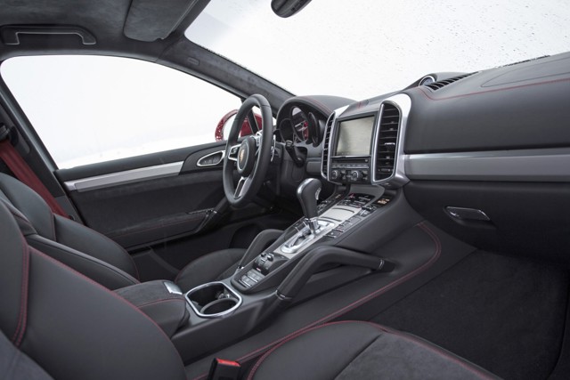 Porsche Cayenne Gts photo 22
