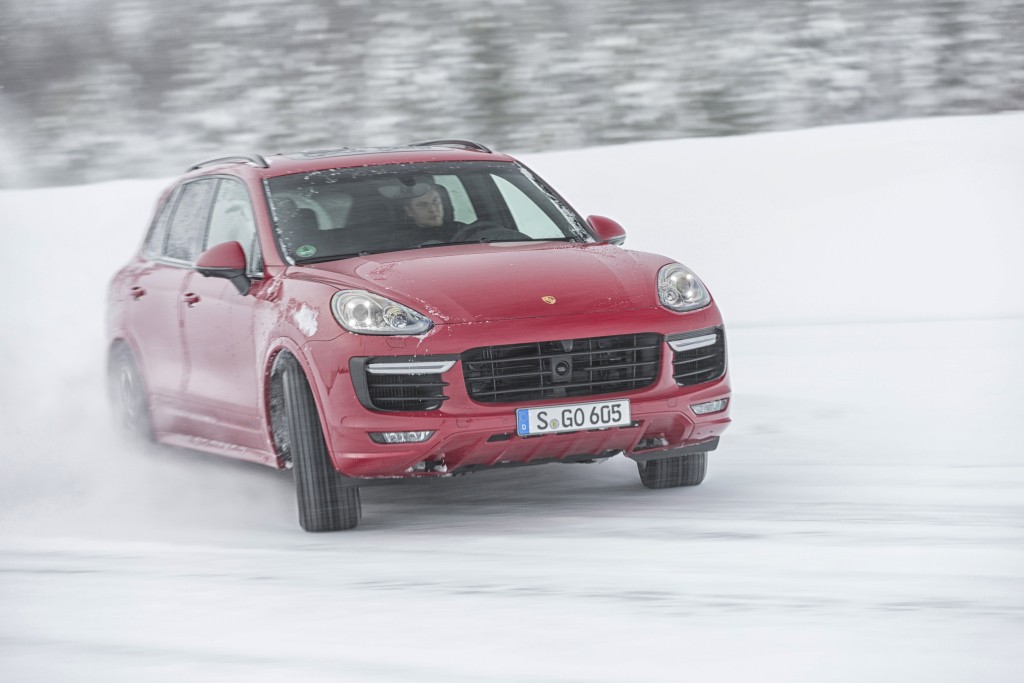 Porsche Cayenne Gts photo 9