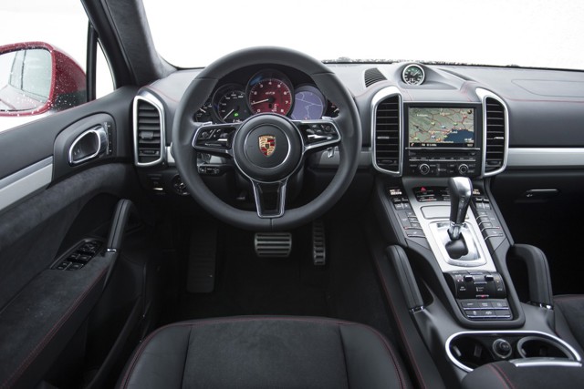 Porsche Cayenne Gts photo 20