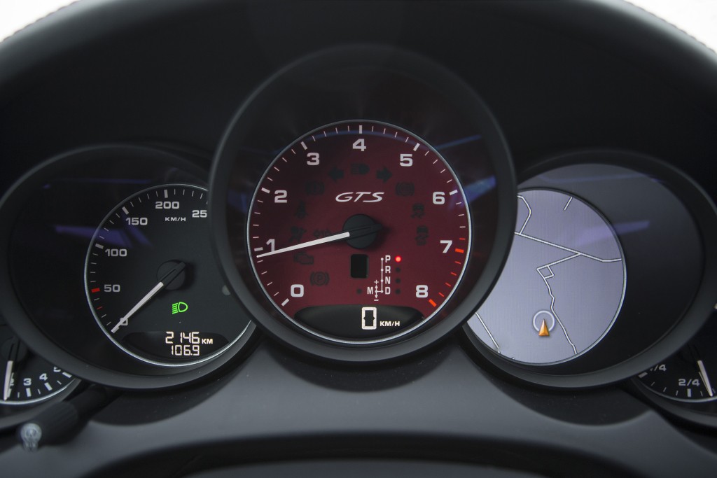 Porsche Cayenne Gts photo 21