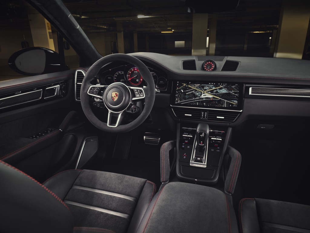 Porsche Cayenne Gts photo 8