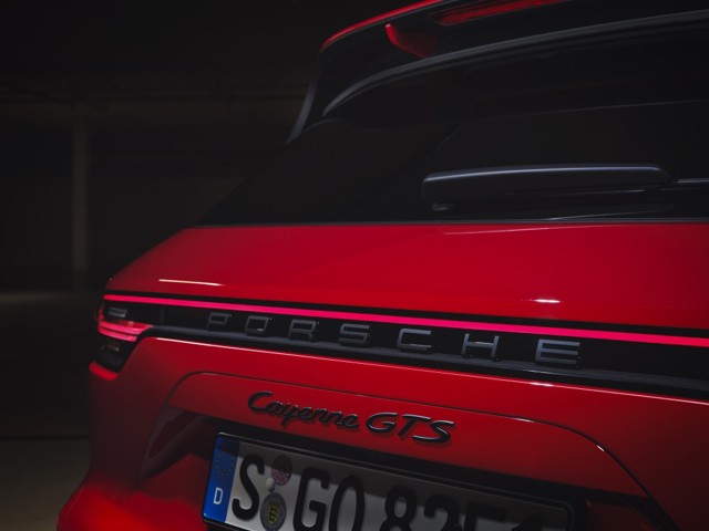 Porsche Cayenne Gts photo 4