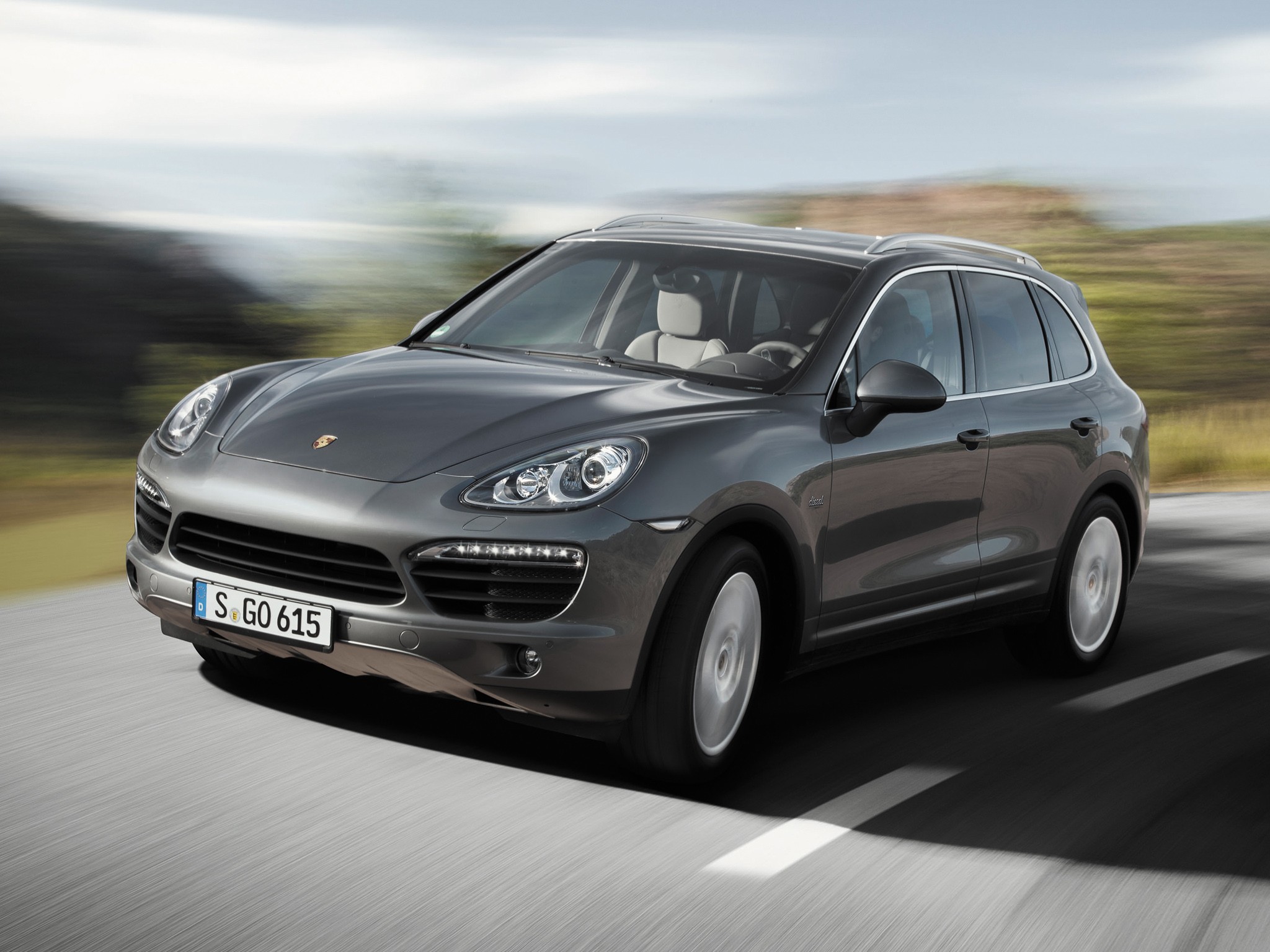 Porsche Cayenne S Diesel photo 16