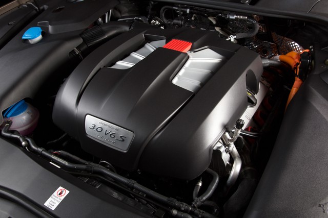 Porsche Cayenne S E-Hybrid photo 24