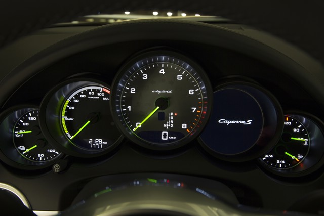 Porsche Cayenne S E-Hybrid photo 25