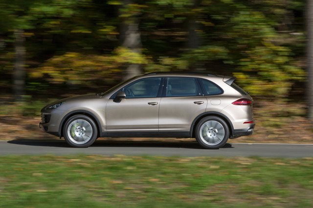 Porsche Cayenne S E-Hybrid photo 11