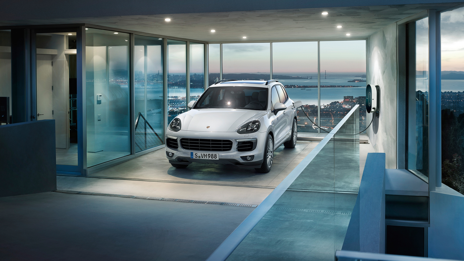 Porsche Cayenne S E-Hybrid photo 2