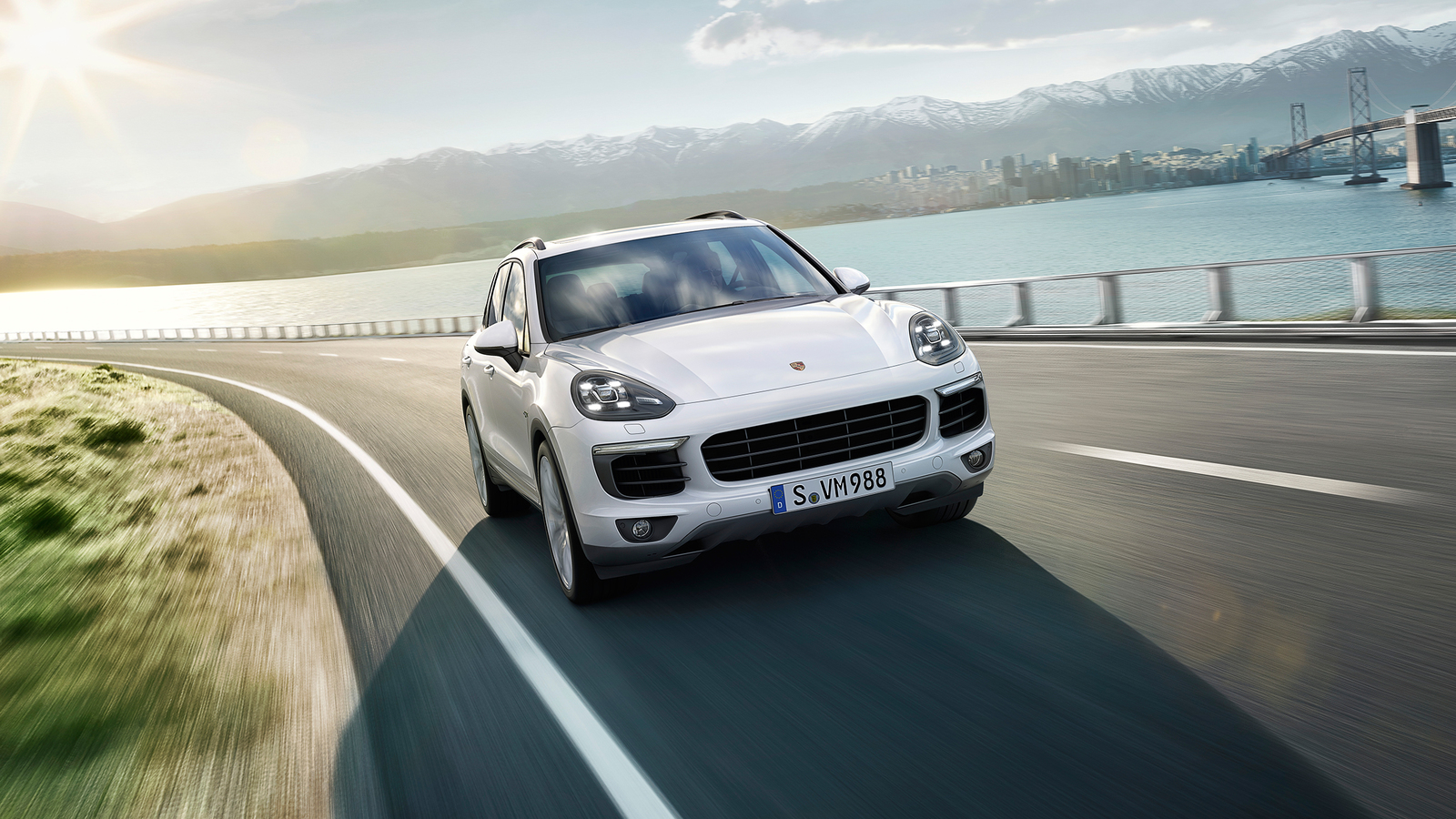 Porsche Cayenne S E-Hybrid photo 6