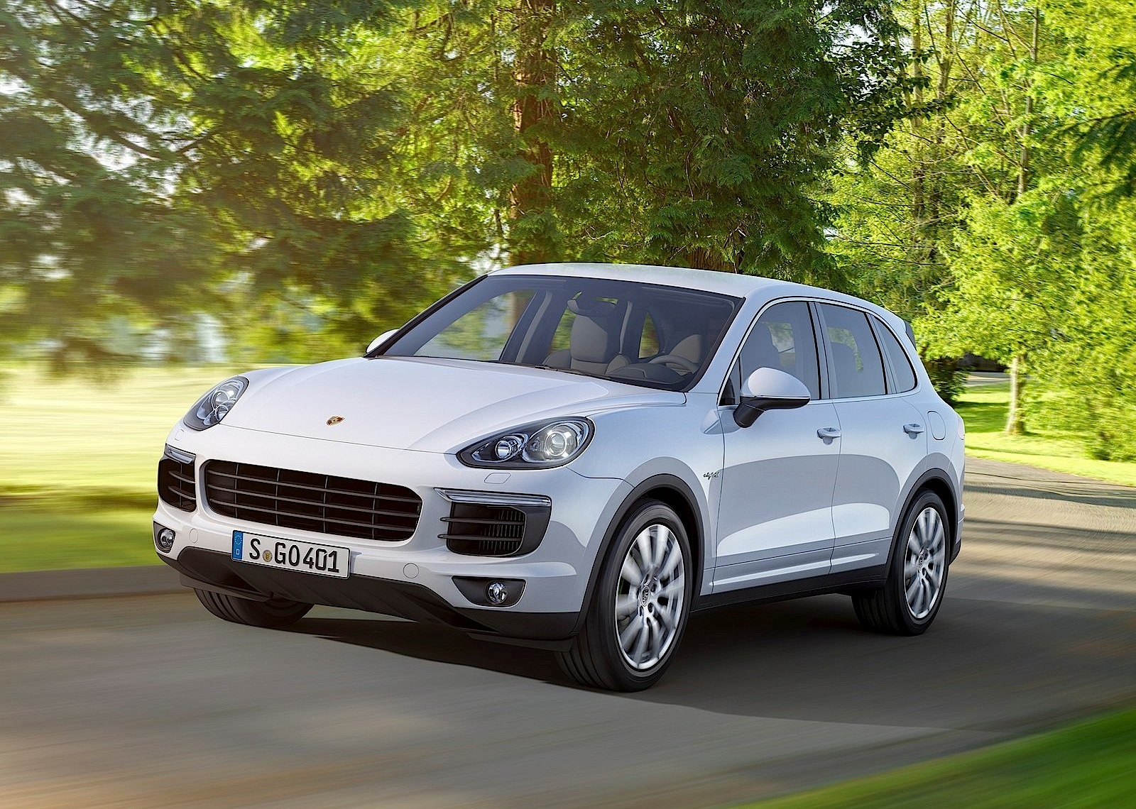 Porsche Cayenne S E-Hybrid photo 7