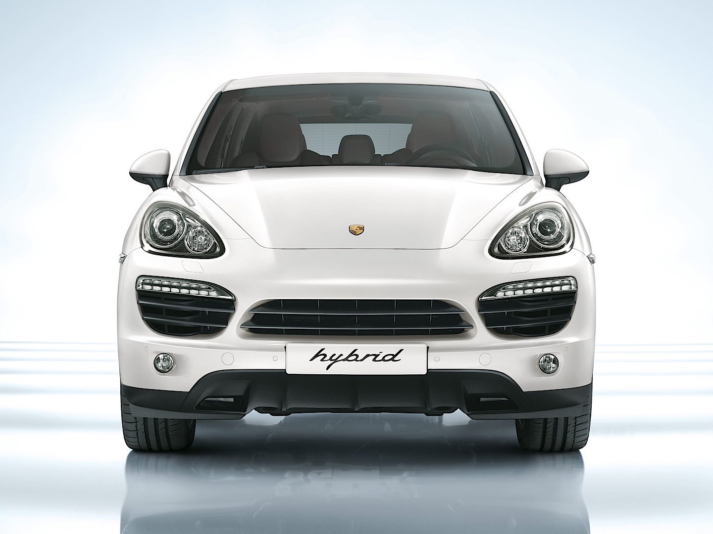 Porsche Cayenne S Hybrid photo 12