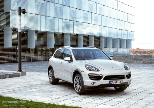 Porsche Cayenne S Hybrid photo 4