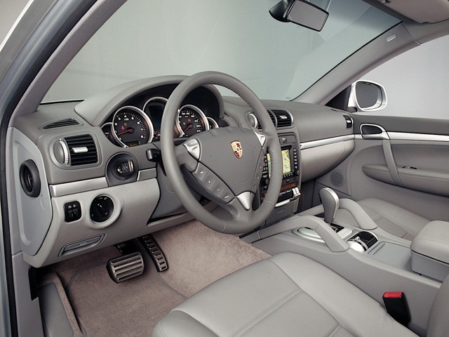 Porsche Cayenne S photo 40