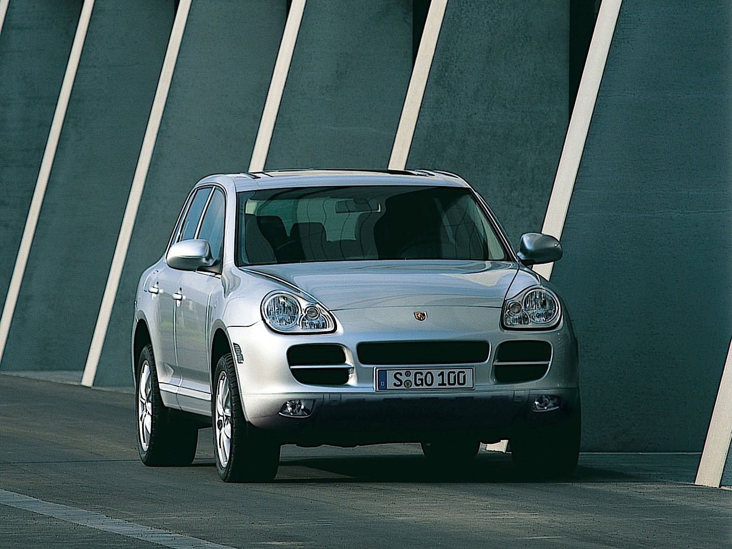 Porsche Cayenne S photo 12