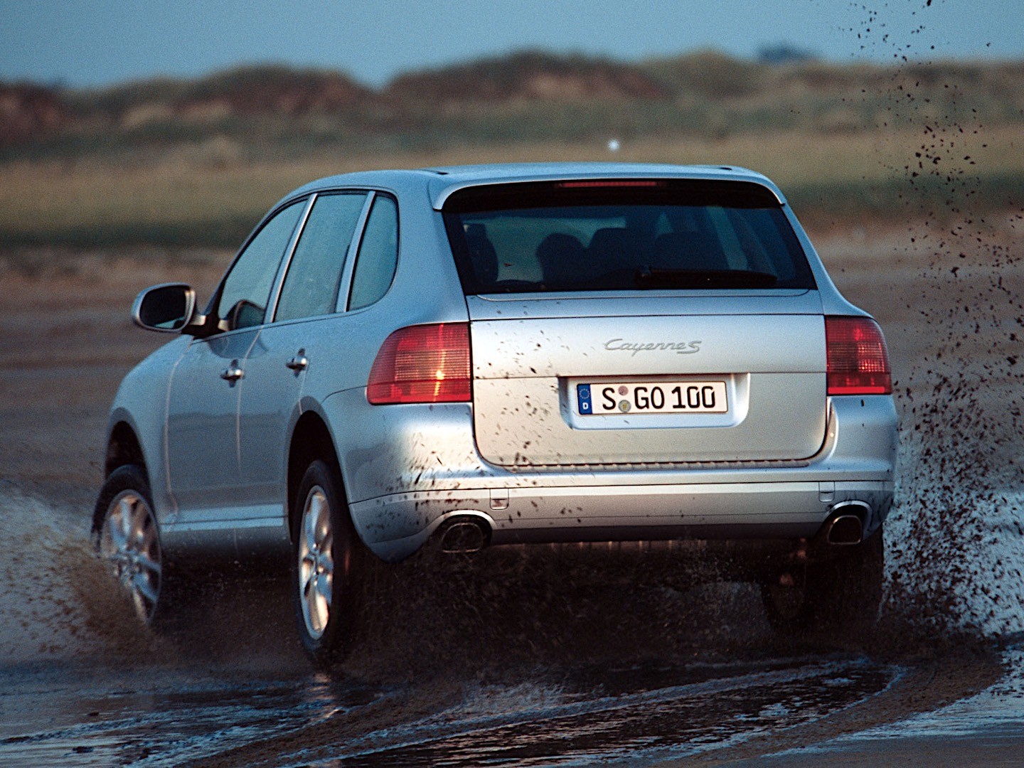 Porsche Cayenne S photo 13