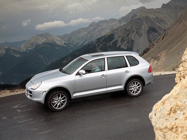 Porsche Cayenne S photo 15